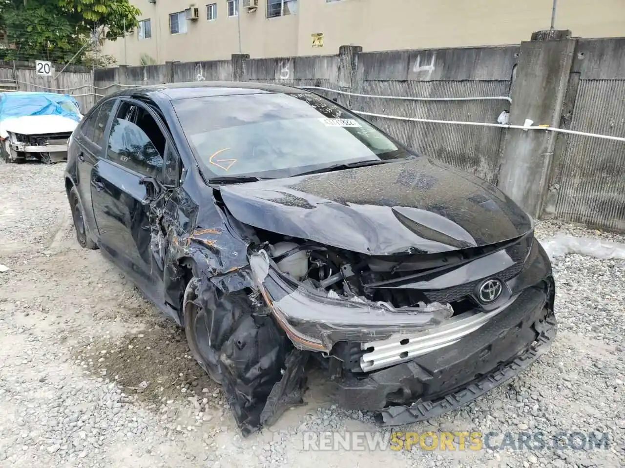 1 Photograph of a damaged car 5YFEPMAE3MP169816 TOYOTA COROLLA 2021