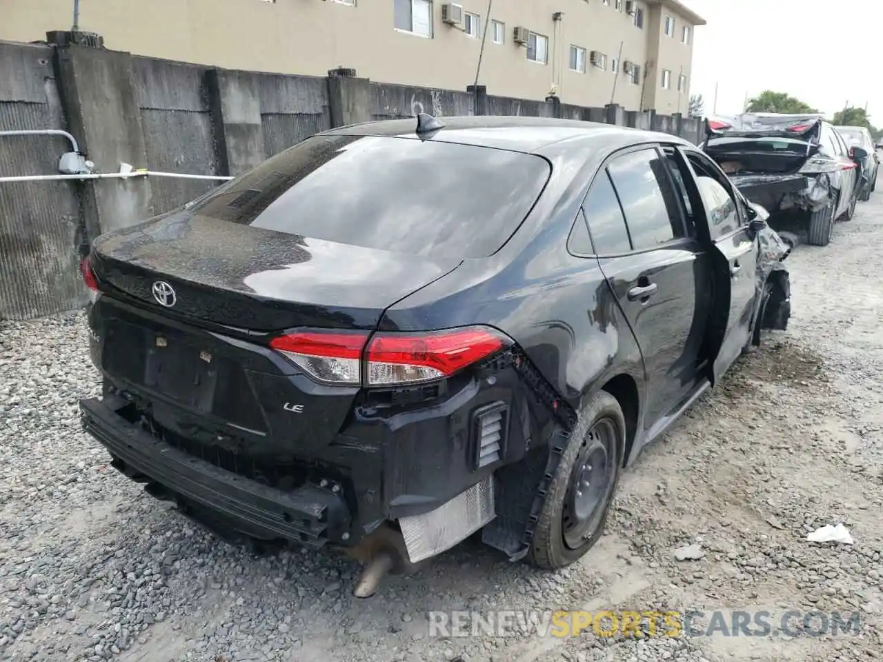 4 Photograph of a damaged car 5YFEPMAE3MP169816 TOYOTA COROLLA 2021