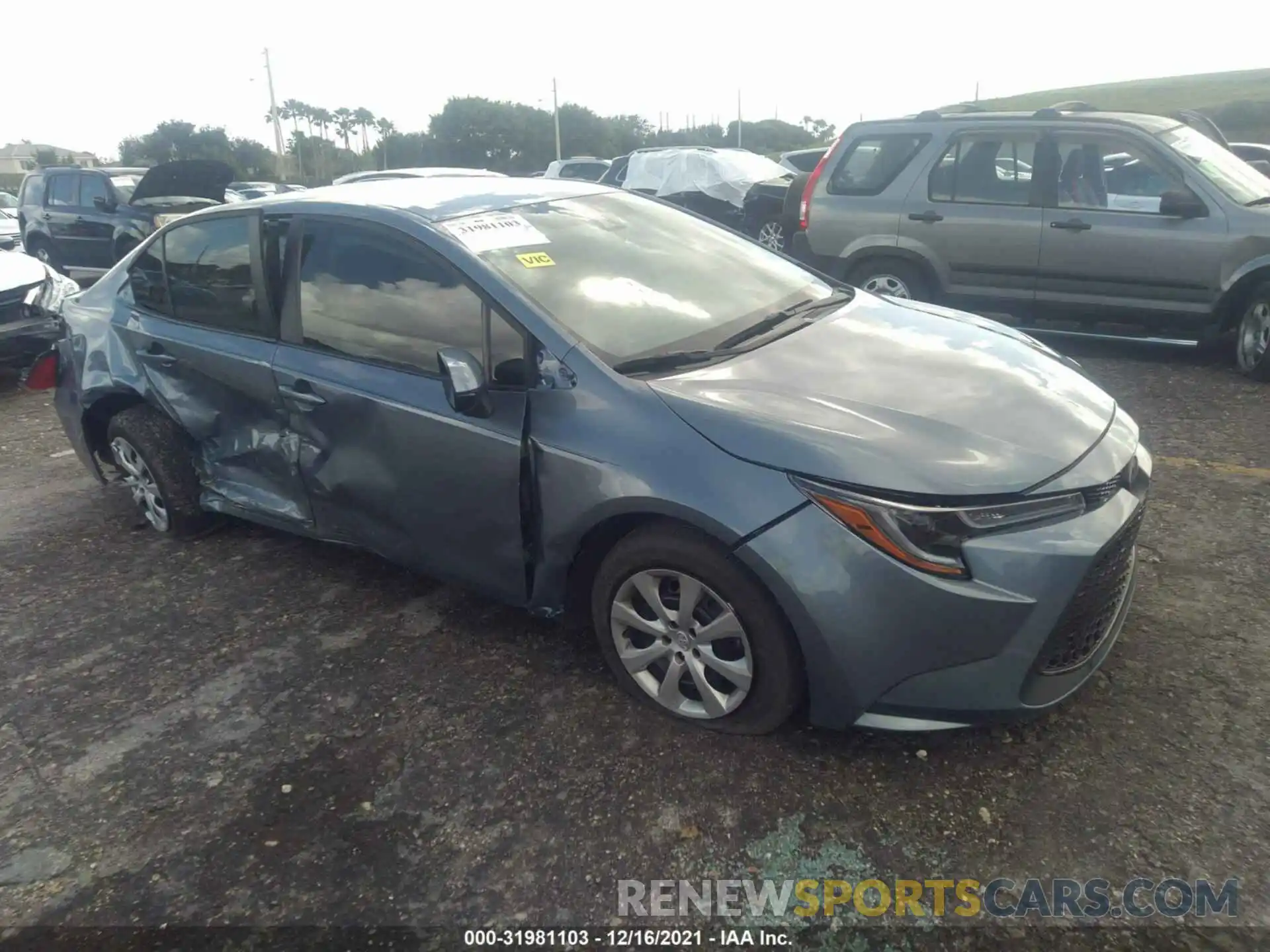 1 Photograph of a damaged car 5YFEPMAE3MP171145 TOYOTA COROLLA 2021