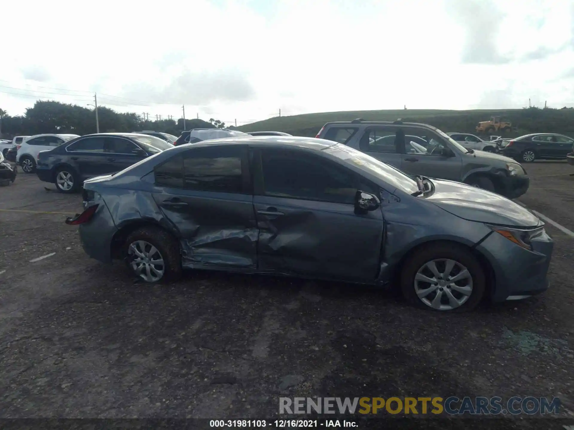 6 Photograph of a damaged car 5YFEPMAE3MP171145 TOYOTA COROLLA 2021