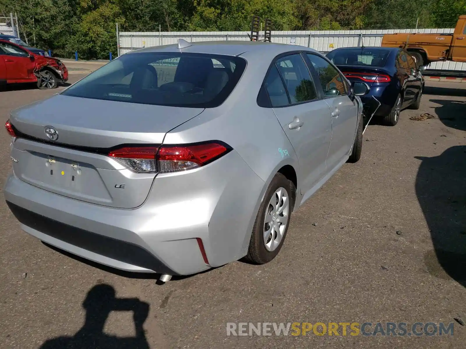 4 Photograph of a damaged car 5YFEPMAE3MP172375 TOYOTA COROLLA 2021