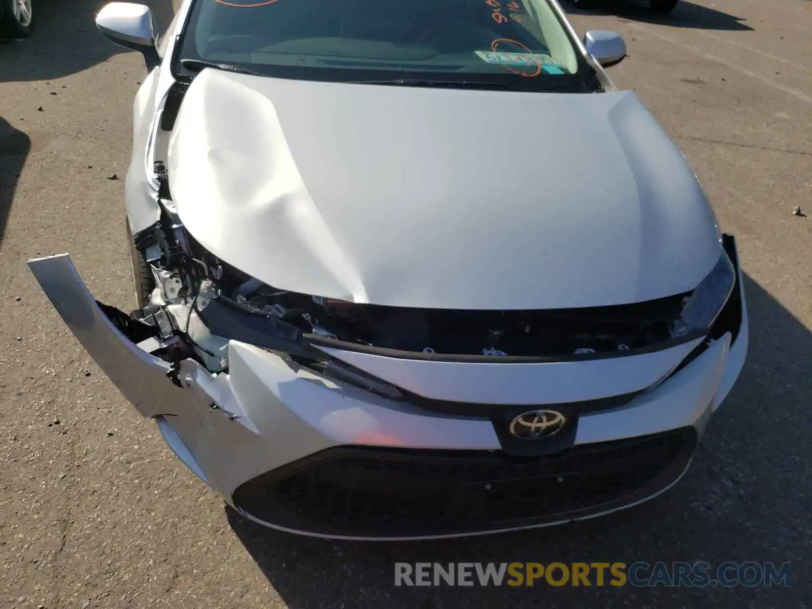 9 Photograph of a damaged car 5YFEPMAE3MP172375 TOYOTA COROLLA 2021