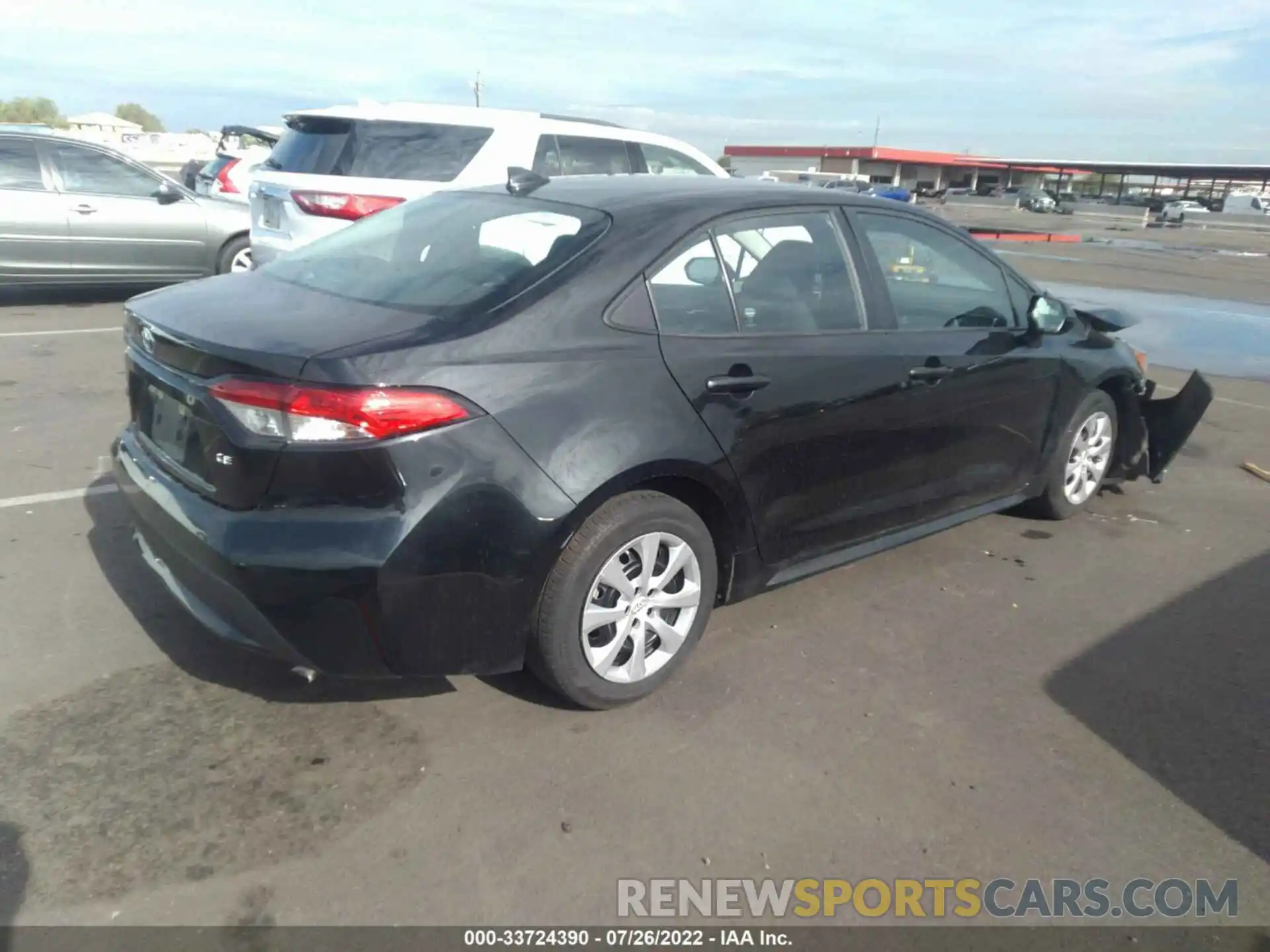 4 Photograph of a damaged car 5YFEPMAE3MP176572 TOYOTA COROLLA 2021