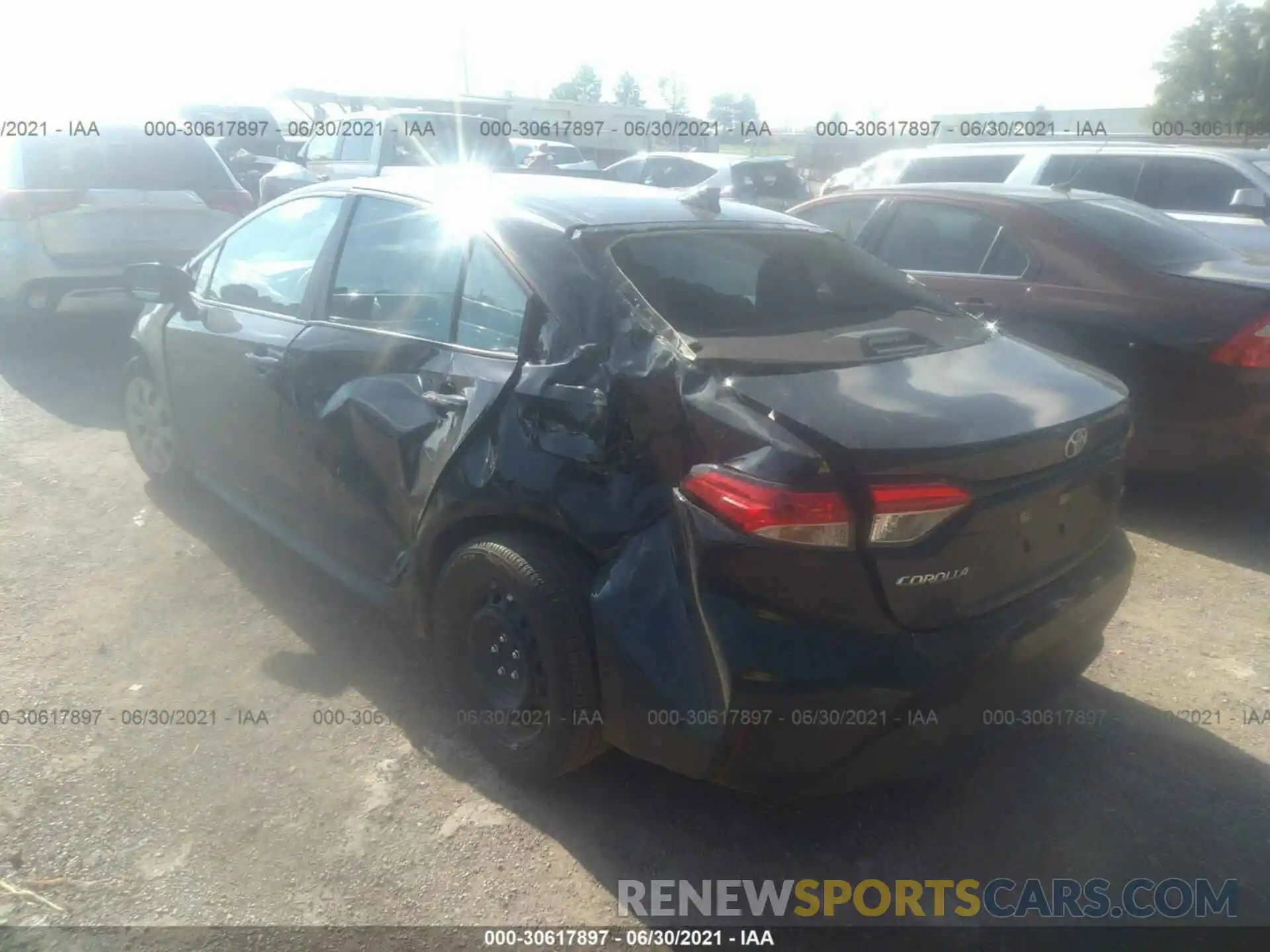 3 Photograph of a damaged car 5YFEPMAE3MP179519 TOYOTA COROLLA 2021