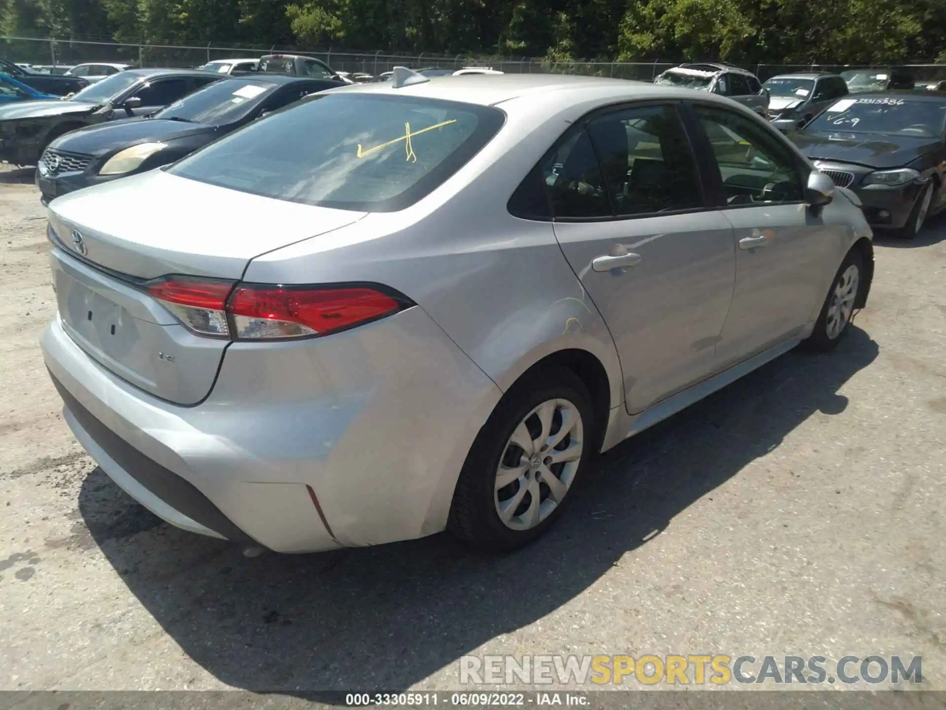 4 Photograph of a damaged car 5YFEPMAE3MP179567 TOYOTA COROLLA 2021