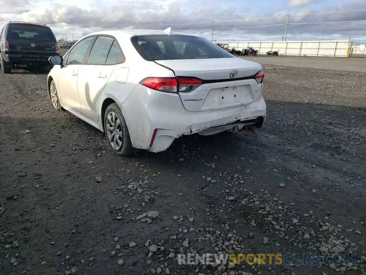 3 Photograph of a damaged car 5YFEPMAE3MP180248 TOYOTA COROLLA 2021