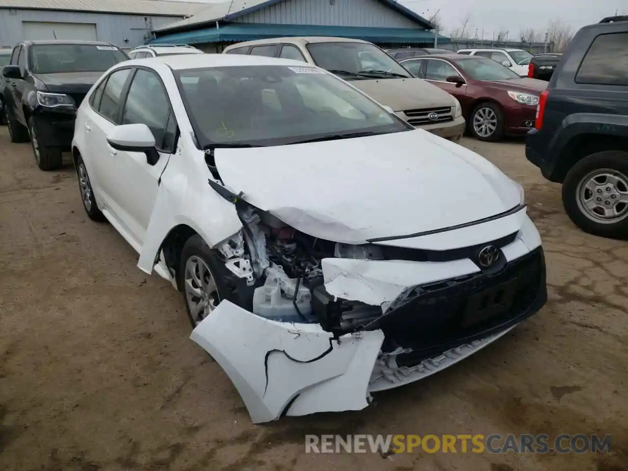 1 Photograph of a damaged car 5YFEPMAE3MP180265 TOYOTA COROLLA 2021