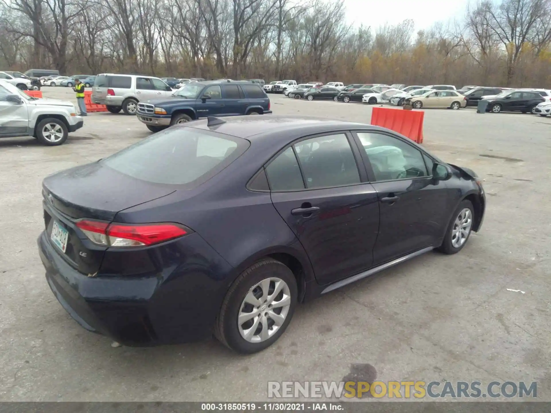 4 Photograph of a damaged car 5YFEPMAE3MP180511 TOYOTA COROLLA 2021