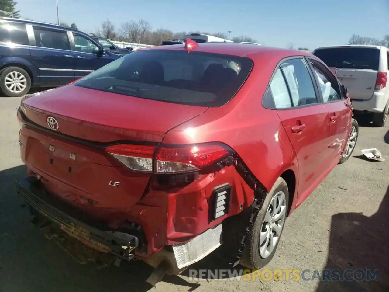 4 Photograph of a damaged car 5YFEPMAE3MP181013 TOYOTA COROLLA 2021