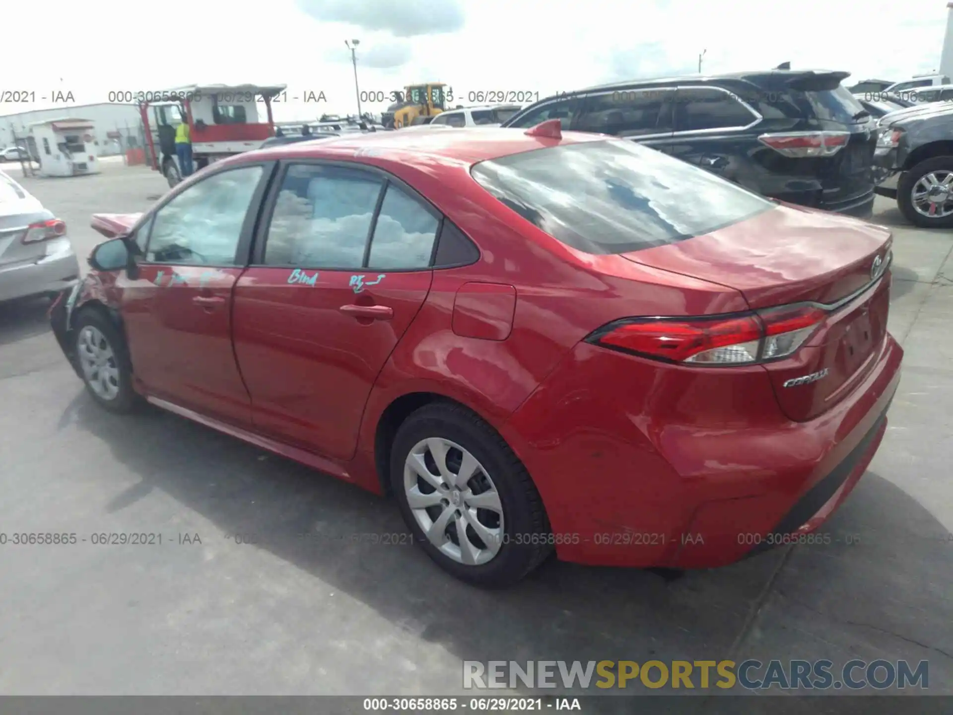 3 Photograph of a damaged car 5YFEPMAE3MP182887 TOYOTA COROLLA 2021