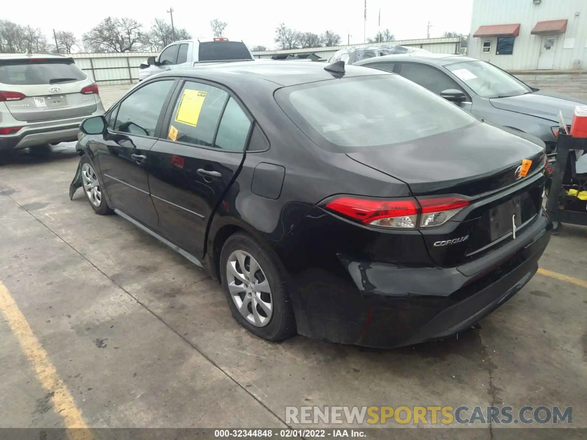 3 Photograph of a damaged car 5YFEPMAE3MP183456 TOYOTA COROLLA 2021