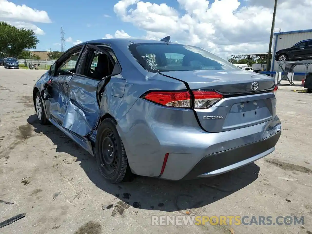 3 Photograph of a damaged car 5YFEPMAE3MP183523 TOYOTA COROLLA 2021