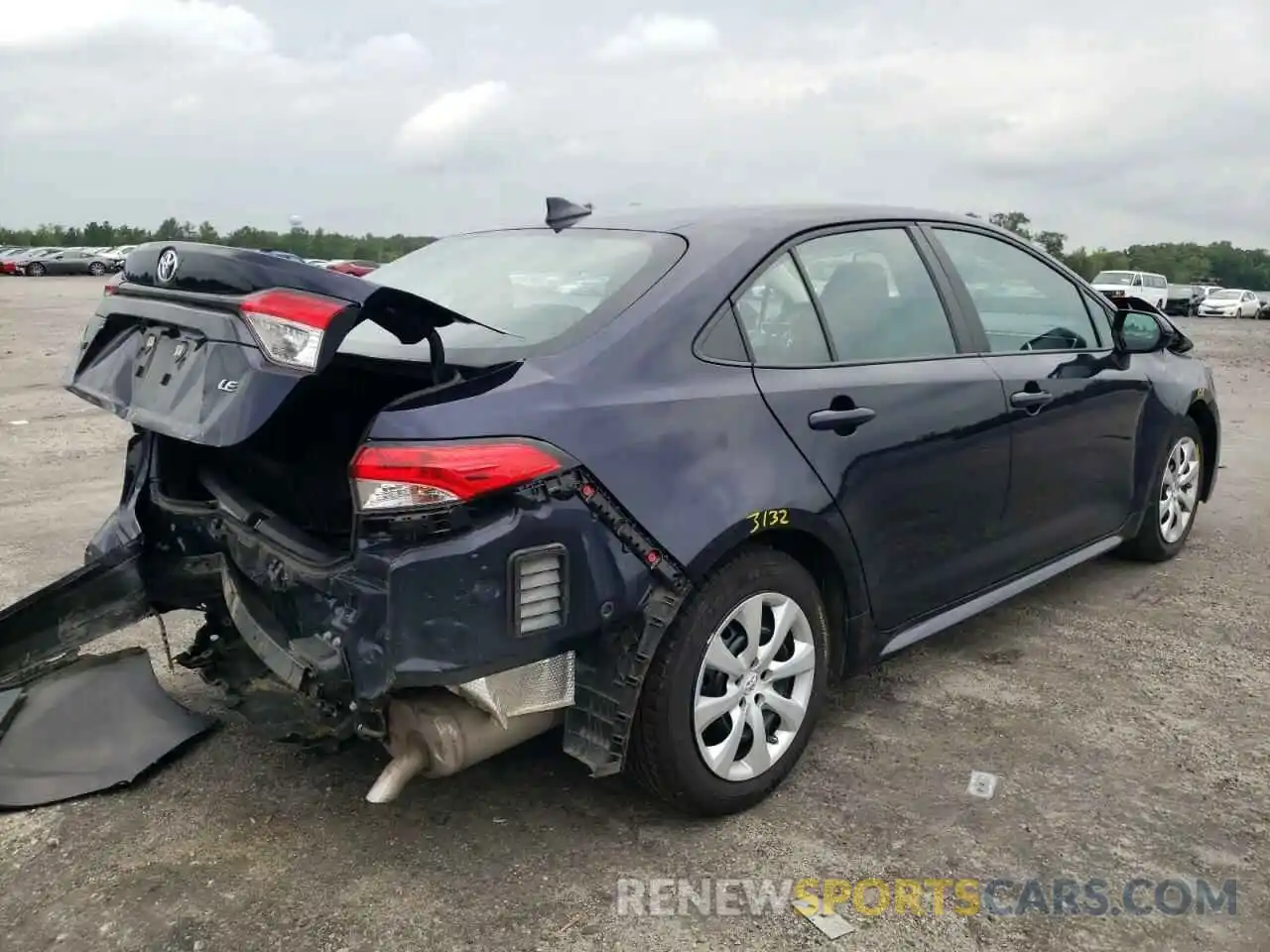 4 Photograph of a damaged car 5YFEPMAE3MP183781 TOYOTA COROLLA 2021