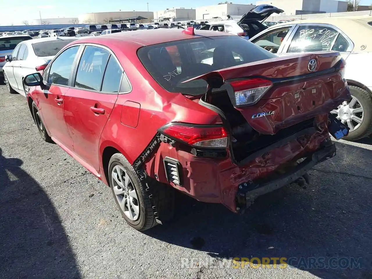 3 Photograph of a damaged car 5YFEPMAE3MP191623 TOYOTA COROLLA 2021