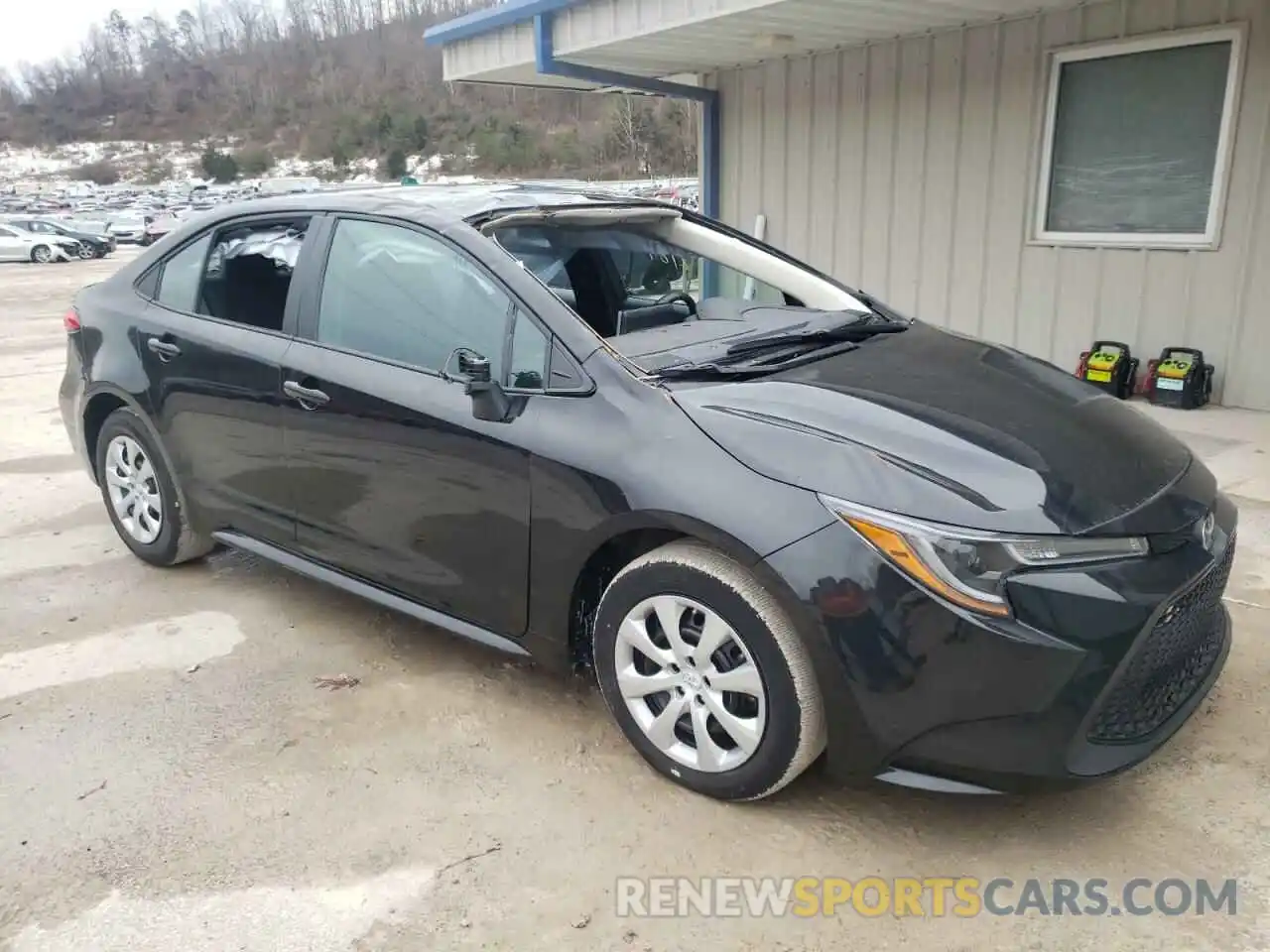 9 Photograph of a damaged car 5YFEPMAE3MP192173 TOYOTA COROLLA 2021