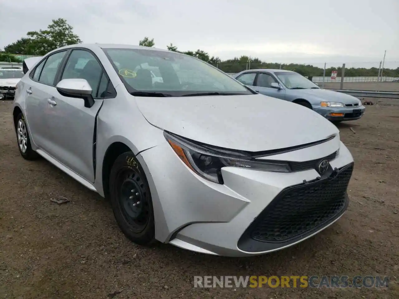 1 Photograph of a damaged car 5YFEPMAE3MP193016 TOYOTA COROLLA 2021