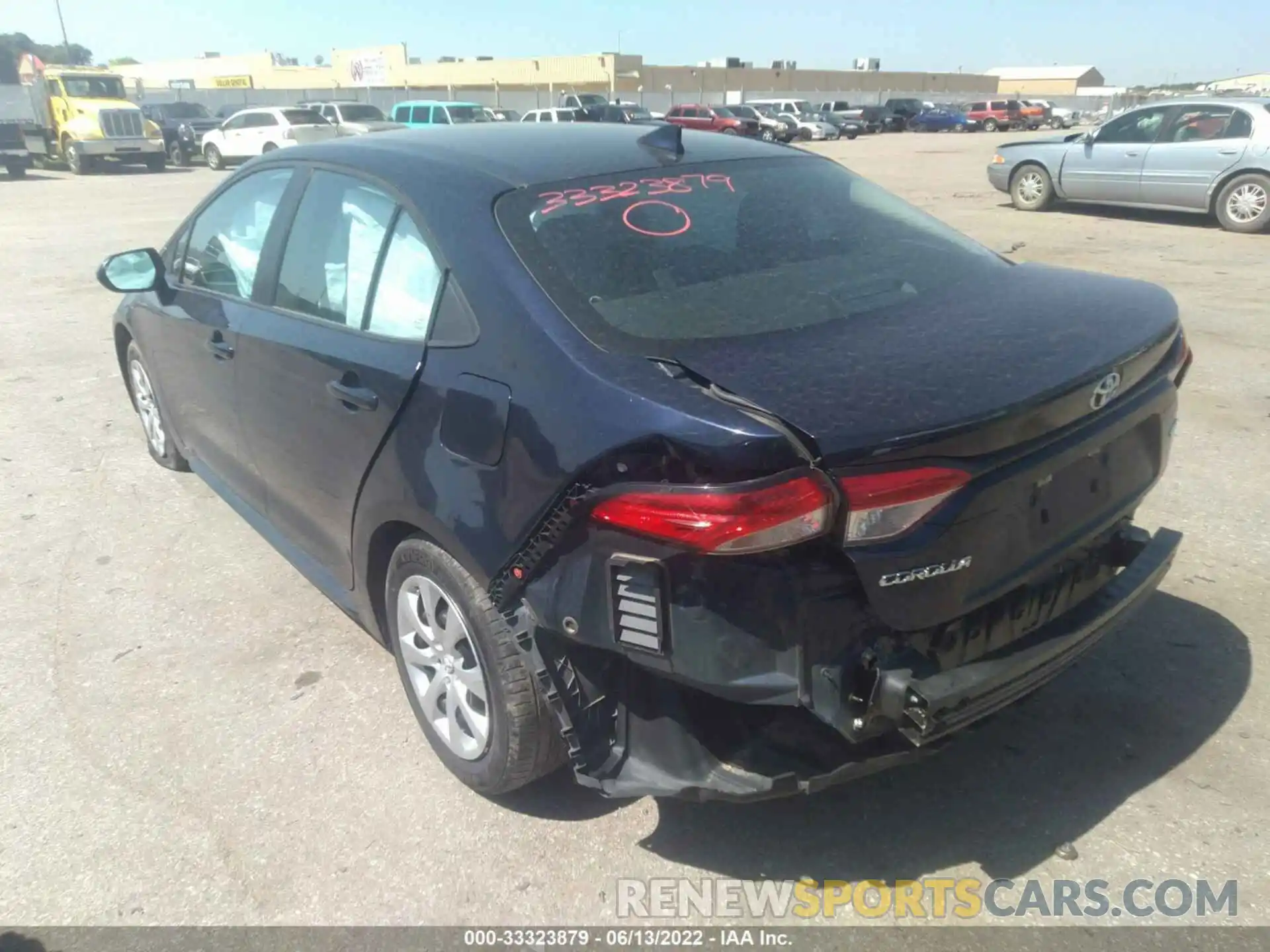 3 Photograph of a damaged car 5YFEPMAE3MP193145 TOYOTA COROLLA 2021