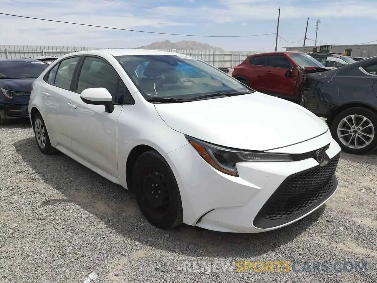 1 Photograph of a damaged car 5YFEPMAE3MP193243 TOYOTA COROLLA 2021