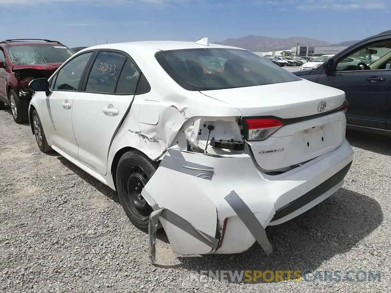 9 Photograph of a damaged car 5YFEPMAE3MP193243 TOYOTA COROLLA 2021