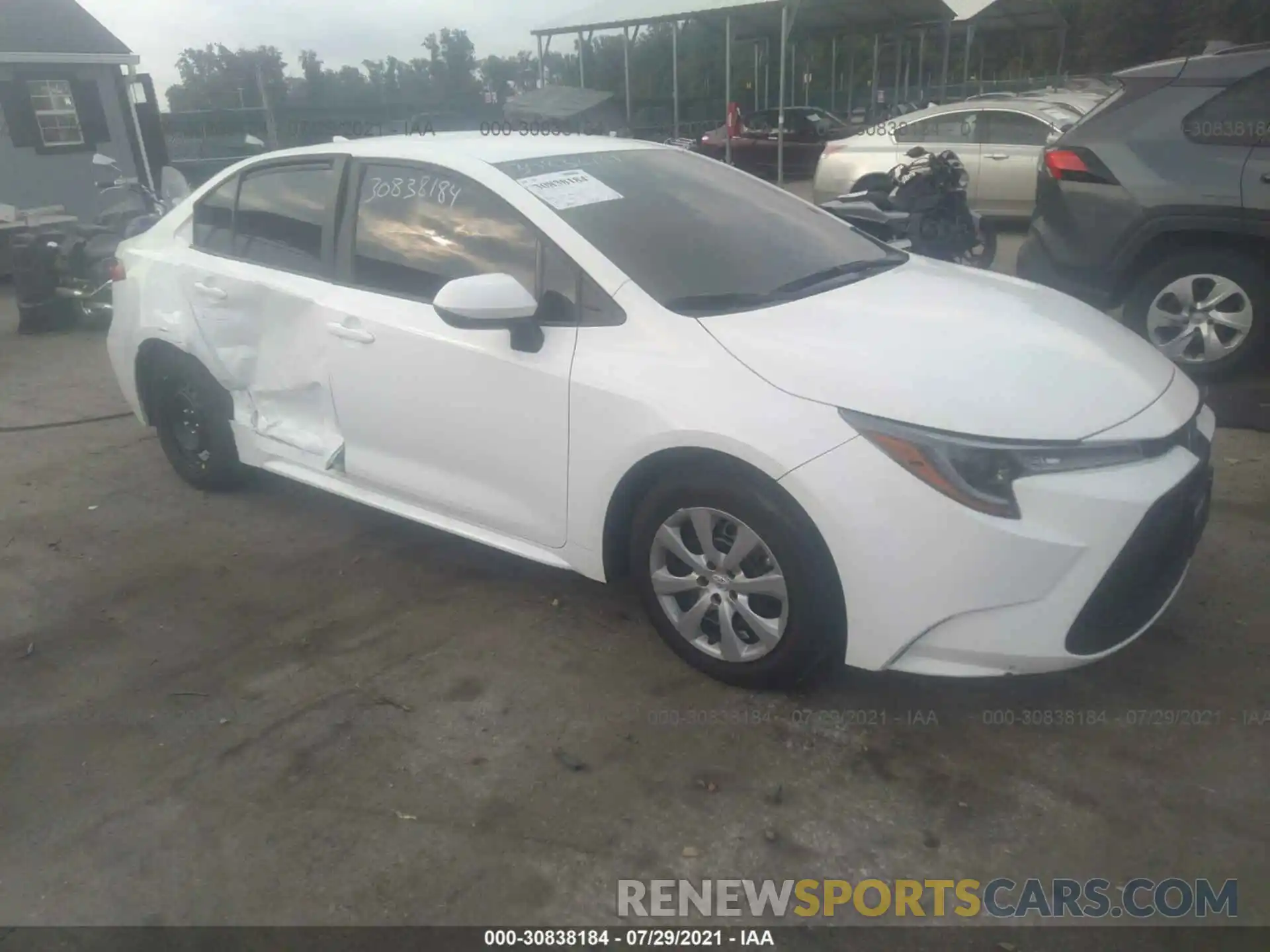 1 Photograph of a damaged car 5YFEPMAE3MP194392 TOYOTA COROLLA 2021