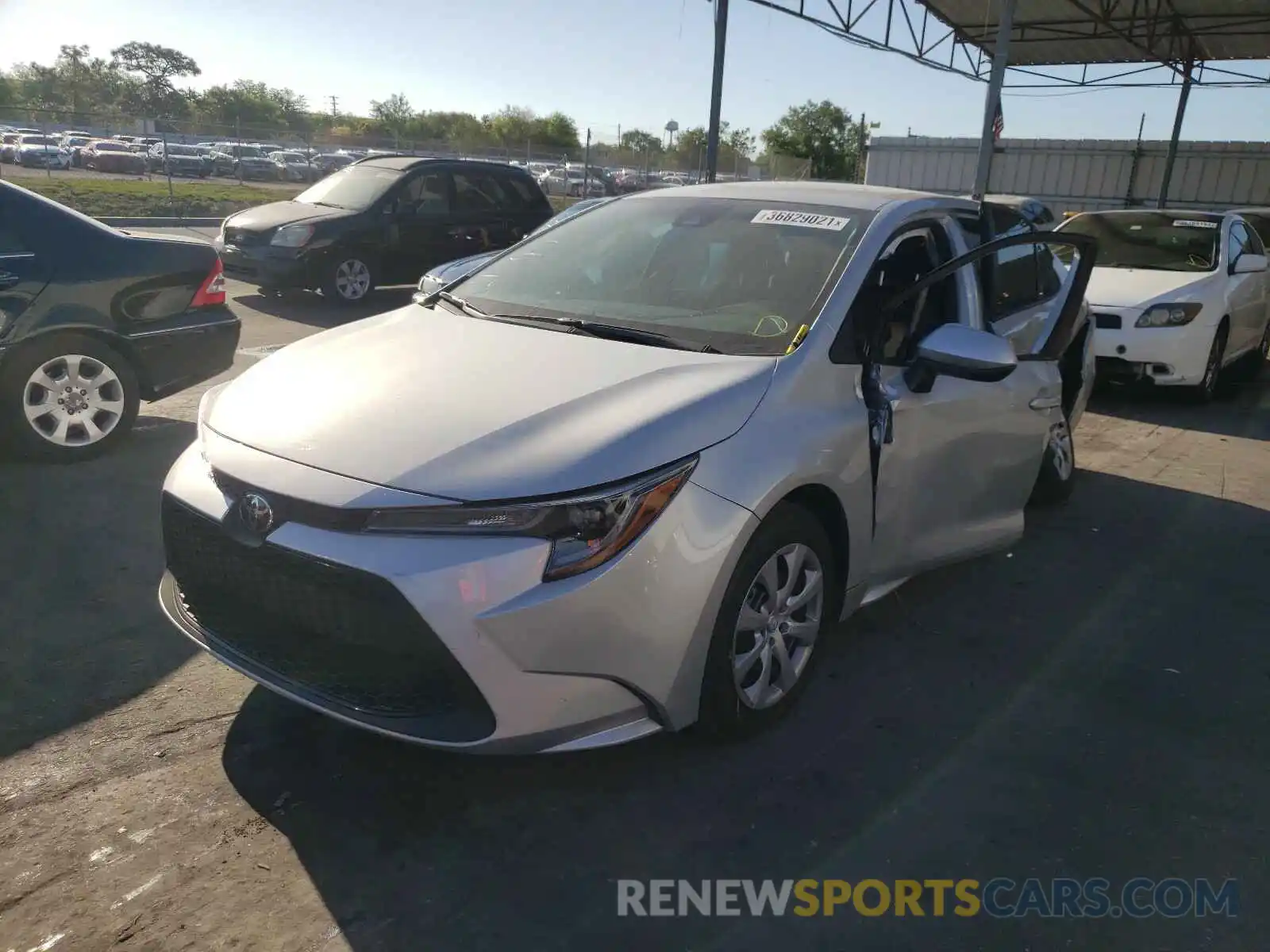 2 Photograph of a damaged car 5YFEPMAE3MP194621 TOYOTA COROLLA 2021