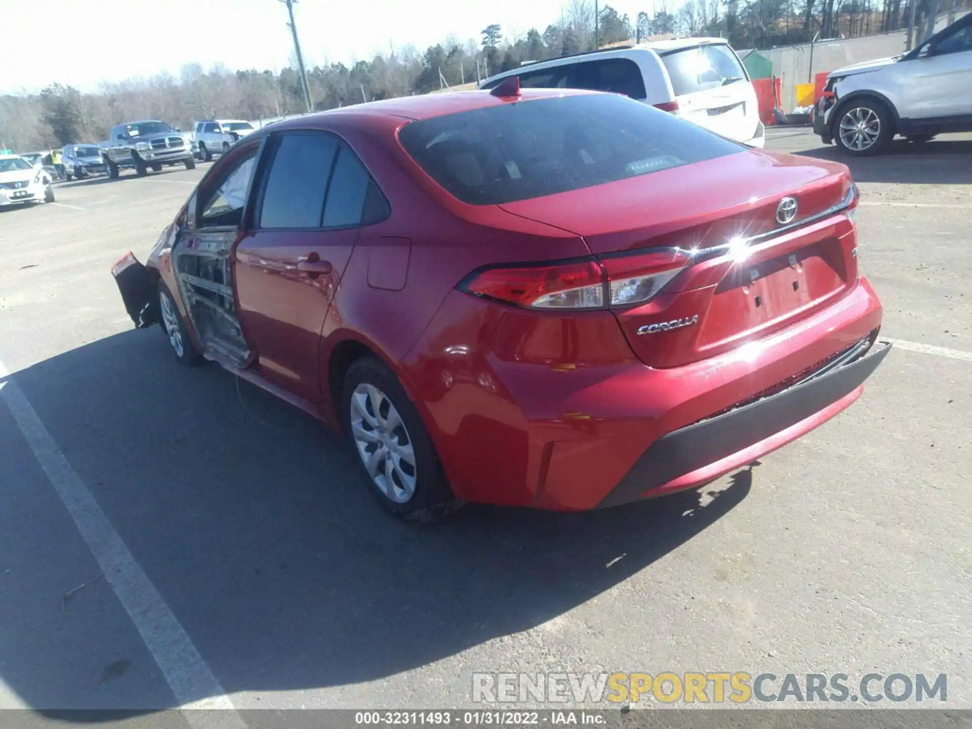 3 Photograph of a damaged car 5YFEPMAE3MP195591 TOYOTA COROLLA 2021