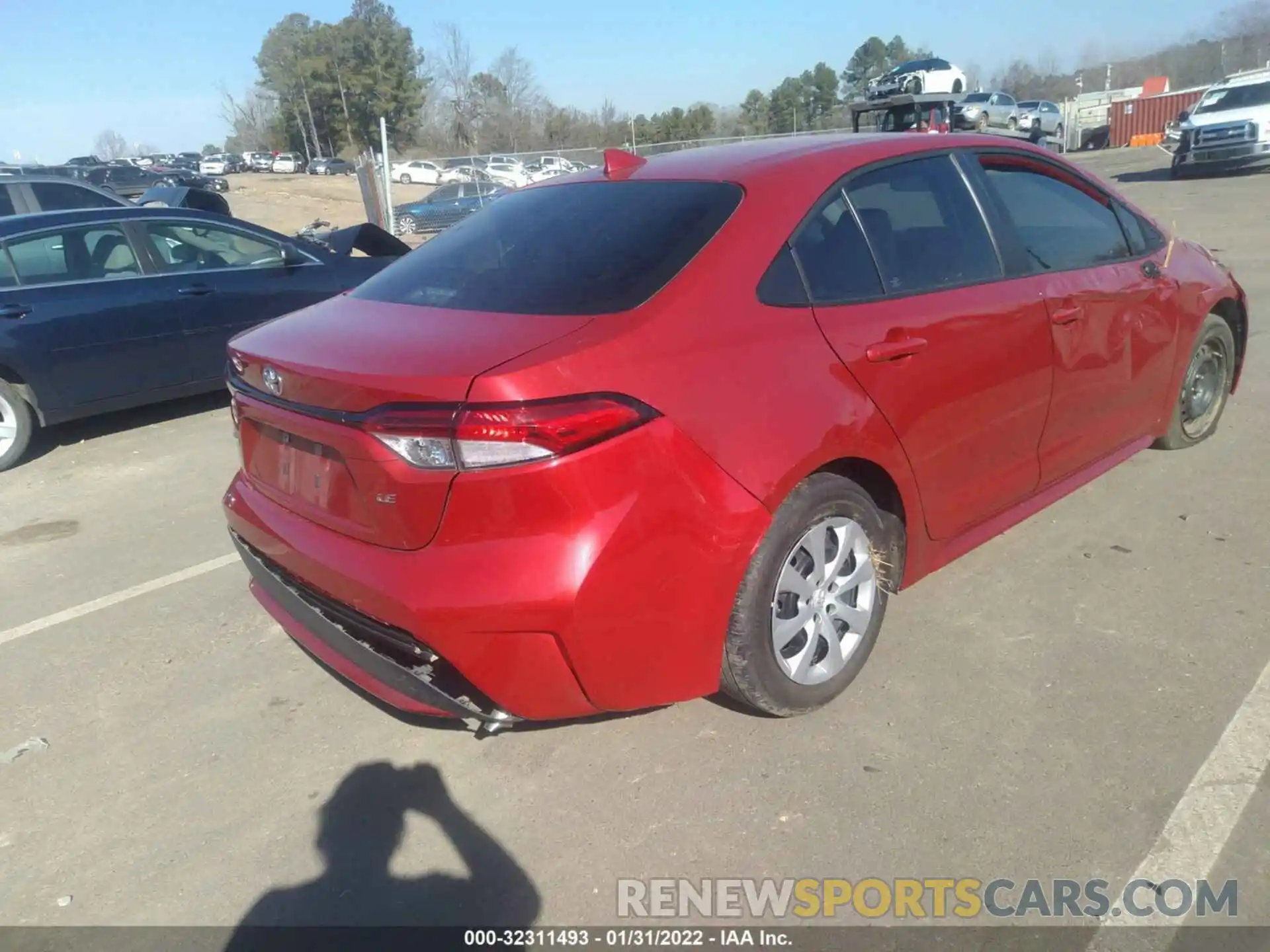 4 Photograph of a damaged car 5YFEPMAE3MP195591 TOYOTA COROLLA 2021