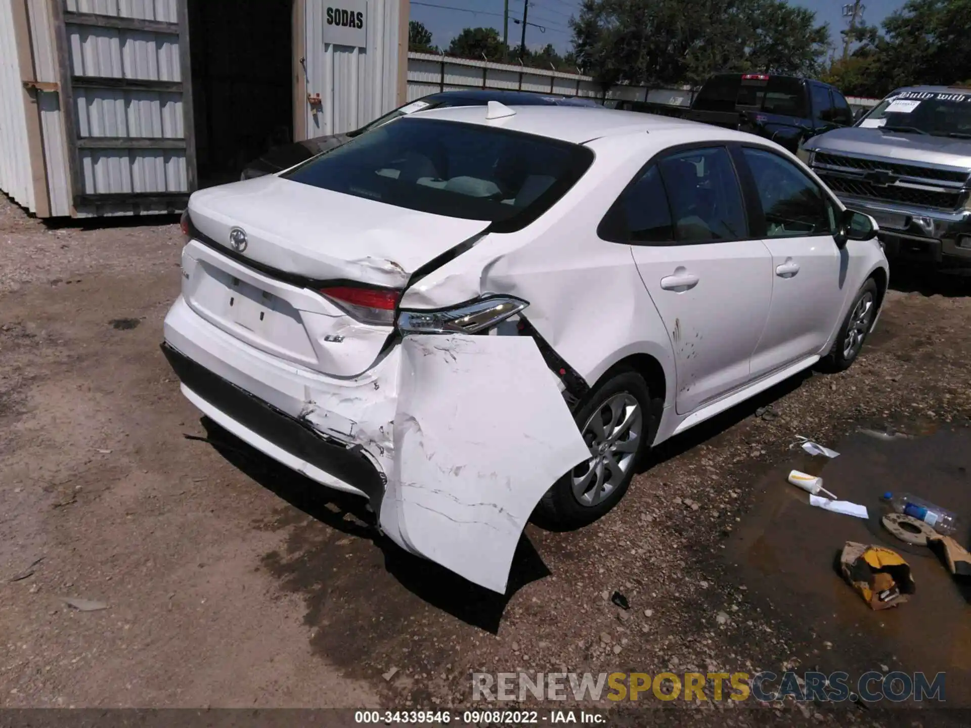 4 Photograph of a damaged car 5YFEPMAE3MP200109 TOYOTA COROLLA 2021