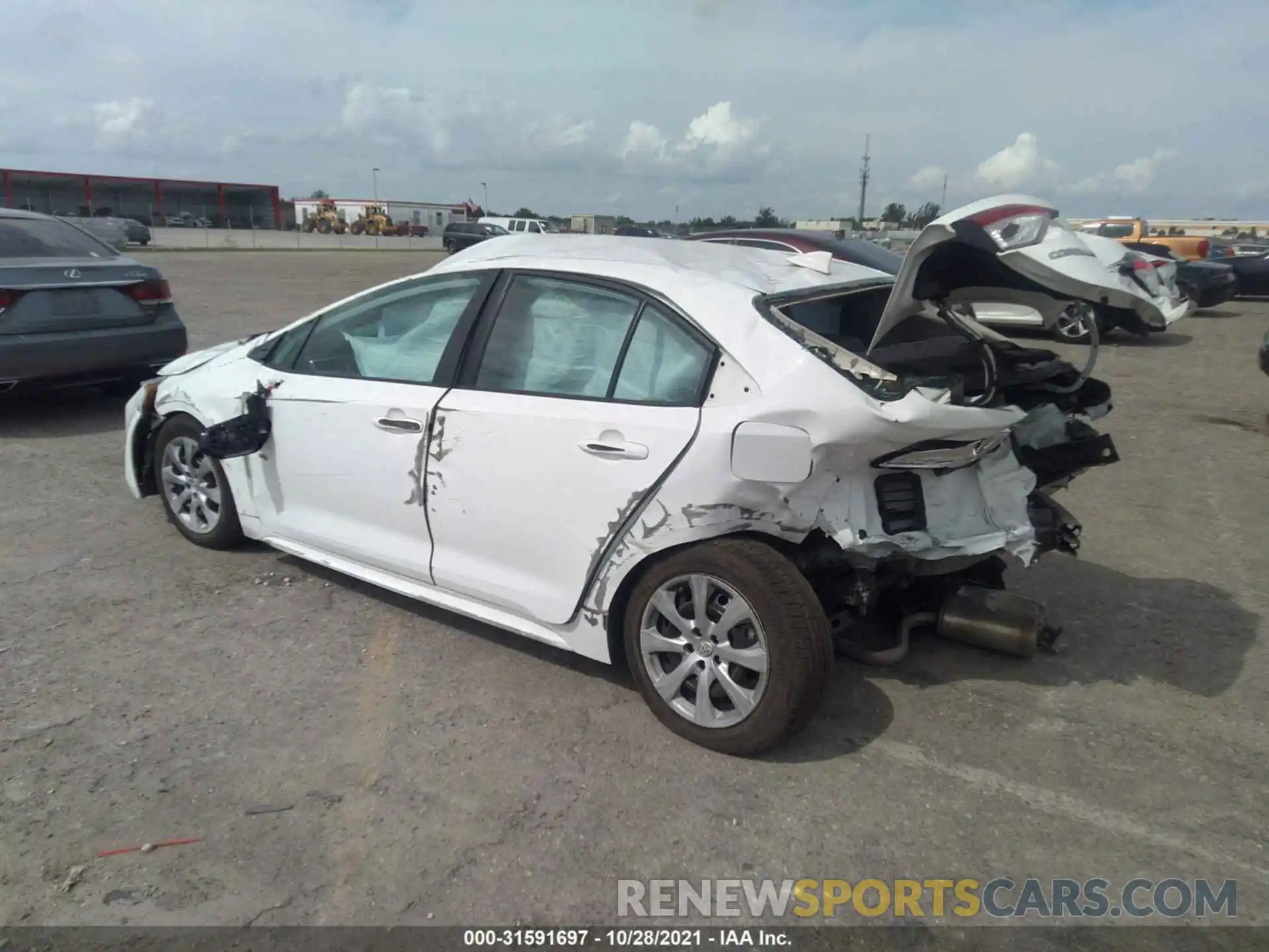 3 Photograph of a damaged car 5YFEPMAE3MP200739 TOYOTA COROLLA 2021