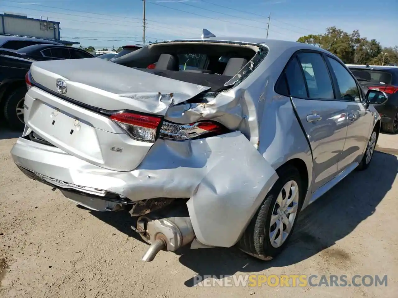 4 Photograph of a damaged car 5YFEPMAE3MP200756 TOYOTA COROLLA 2021