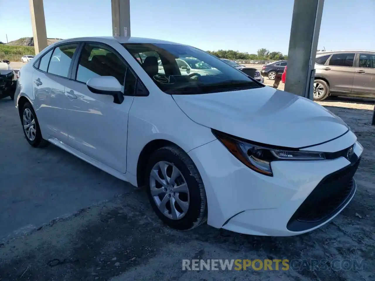 1 Photograph of a damaged car 5YFEPMAE3MP201518 TOYOTA COROLLA 2021