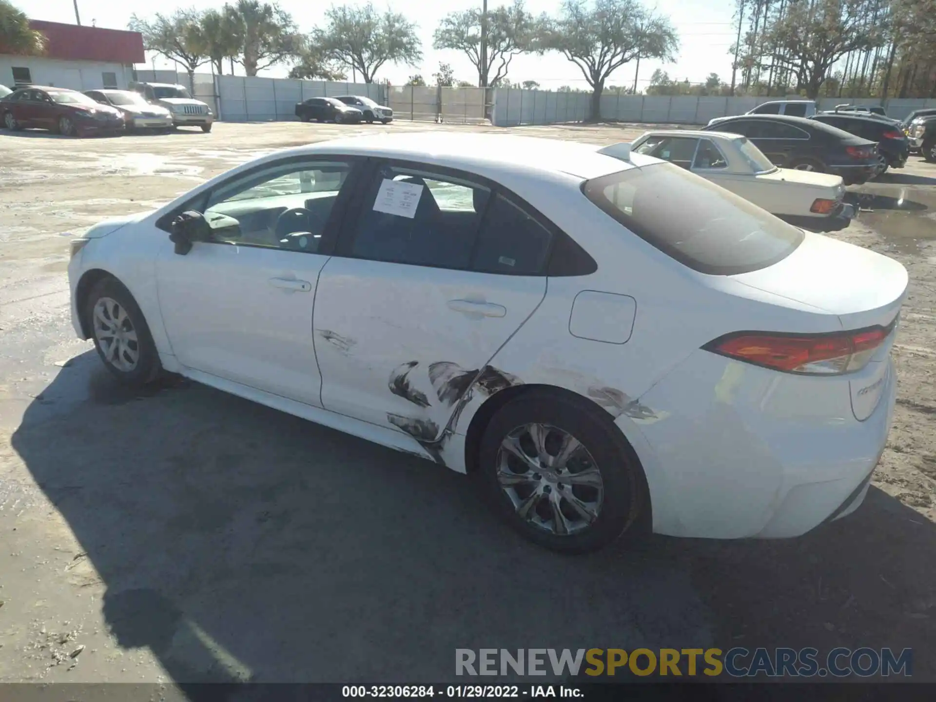 6 Photograph of a damaged car 5YFEPMAE3MP202331 TOYOTA COROLLA 2021