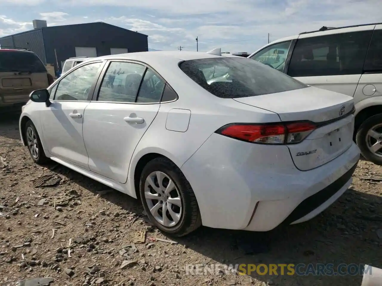 3 Photograph of a damaged car 5YFEPMAE3MP203110 TOYOTA COROLLA 2021