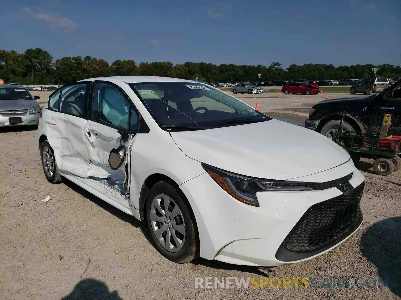 1 Photograph of a damaged car 5YFEPMAE3MP204743 TOYOTA COROLLA 2021