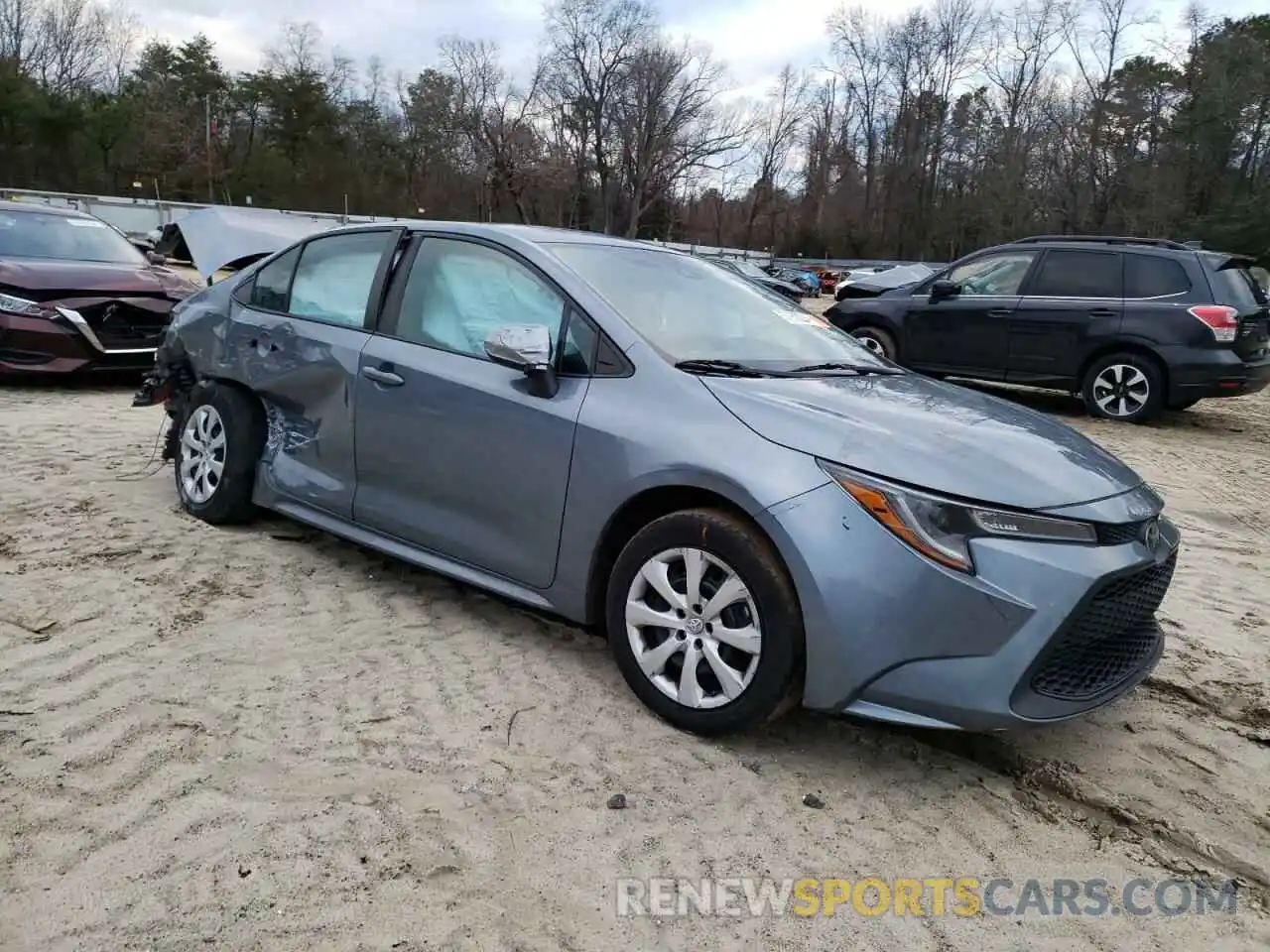 4 Photograph of a damaged car 5YFEPMAE3MP205083 TOYOTA COROLLA 2021