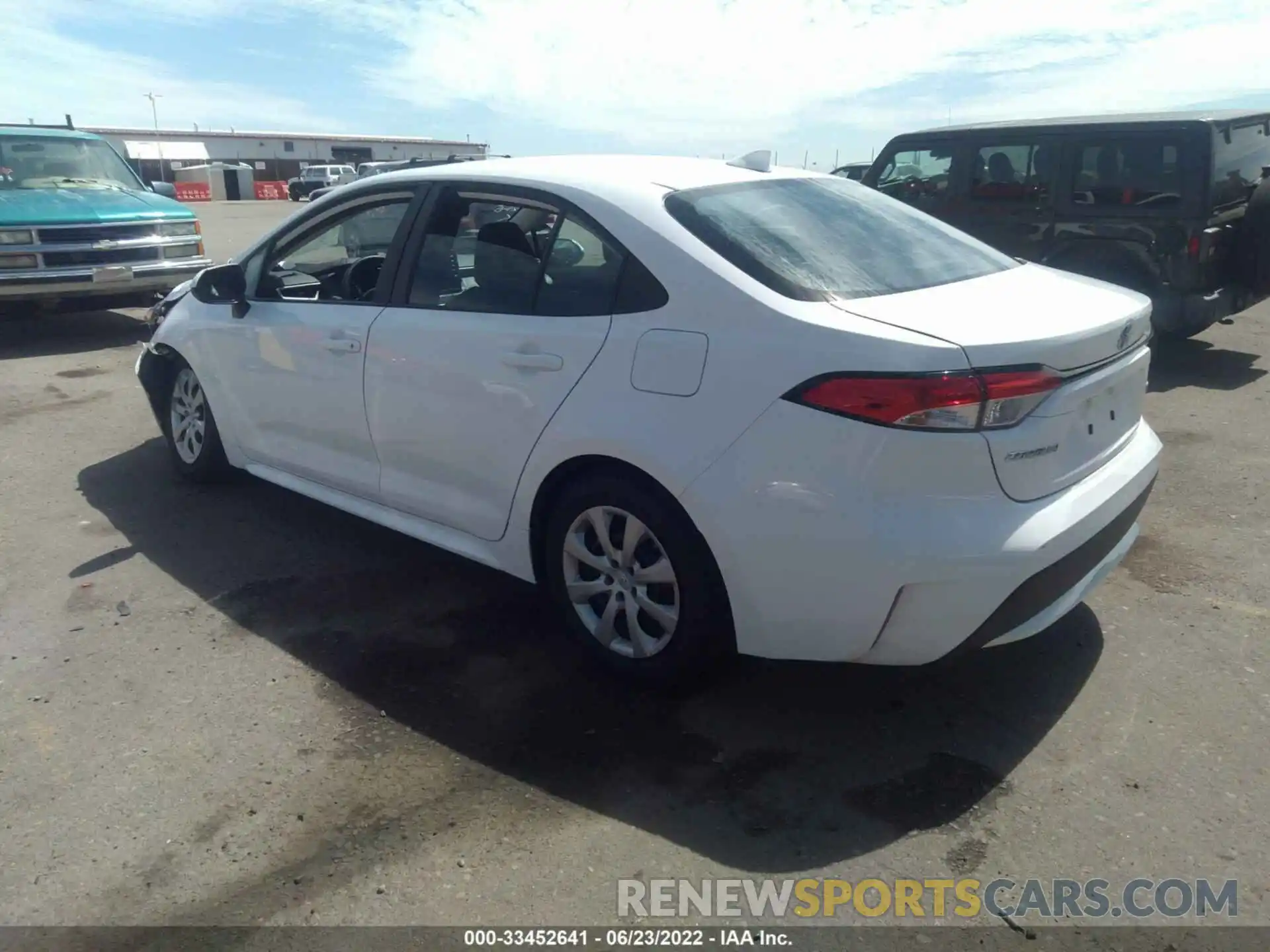 3 Photograph of a damaged car 5YFEPMAE3MP207481 TOYOTA COROLLA 2021