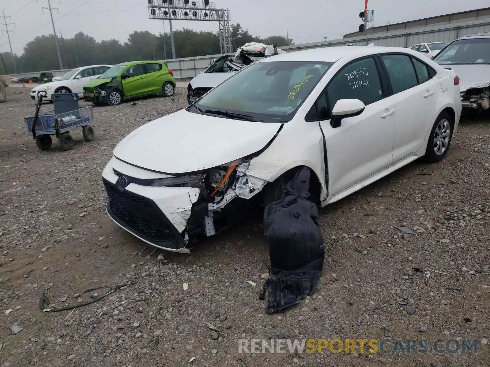 2 Photograph of a damaged car 5YFEPMAE3MP207609 TOYOTA COROLLA 2021