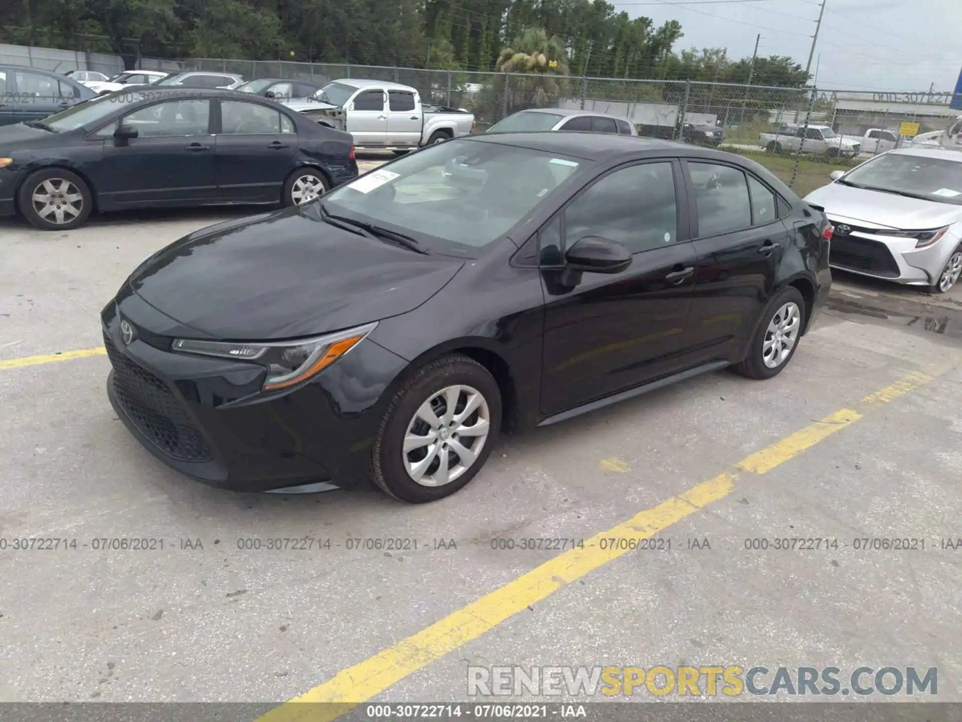 2 Photograph of a damaged car 5YFEPMAE3MP207769 TOYOTA COROLLA 2021