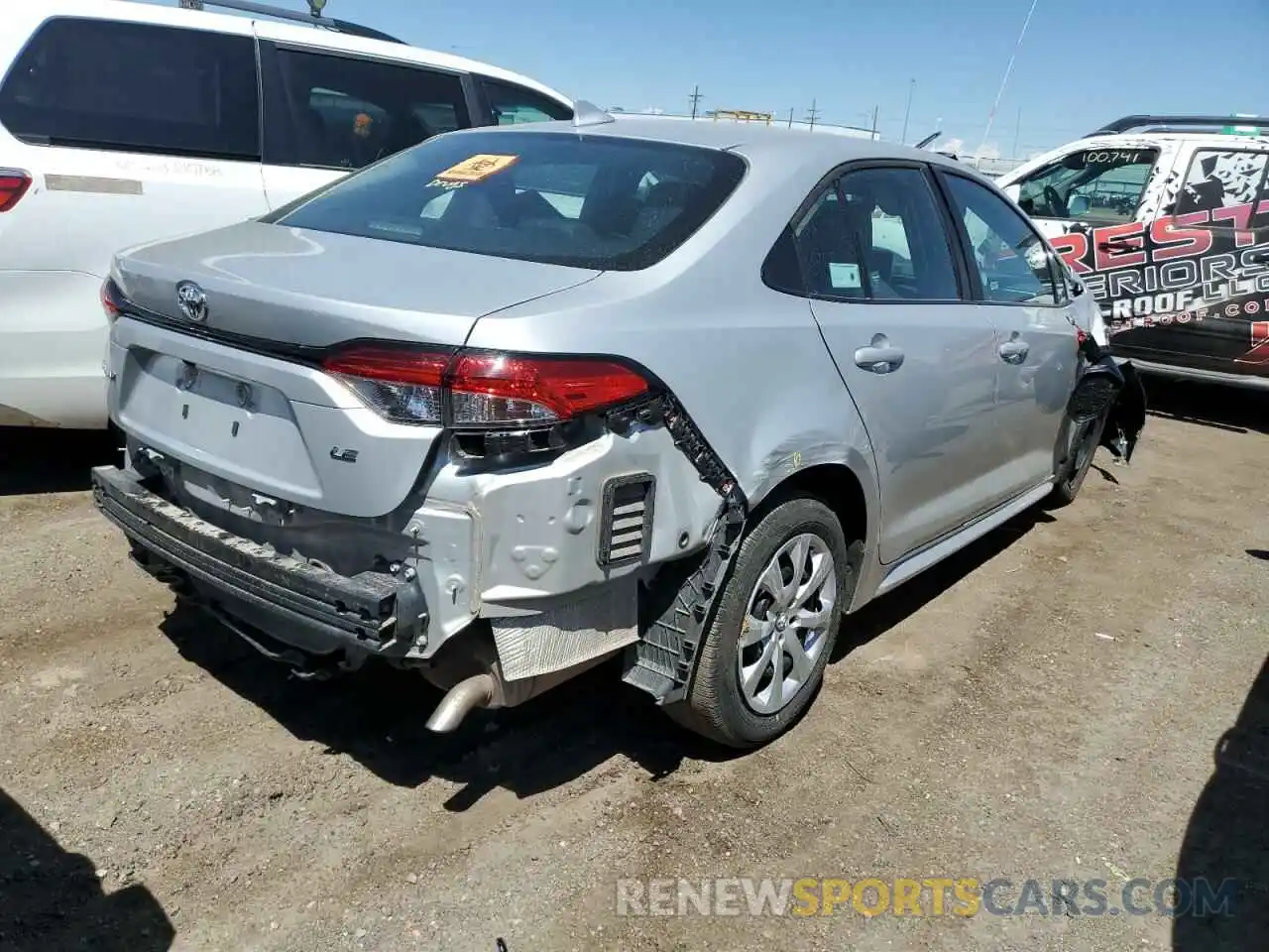 4 Photograph of a damaged car 5YFEPMAE3MP209067 TOYOTA COROLLA 2021