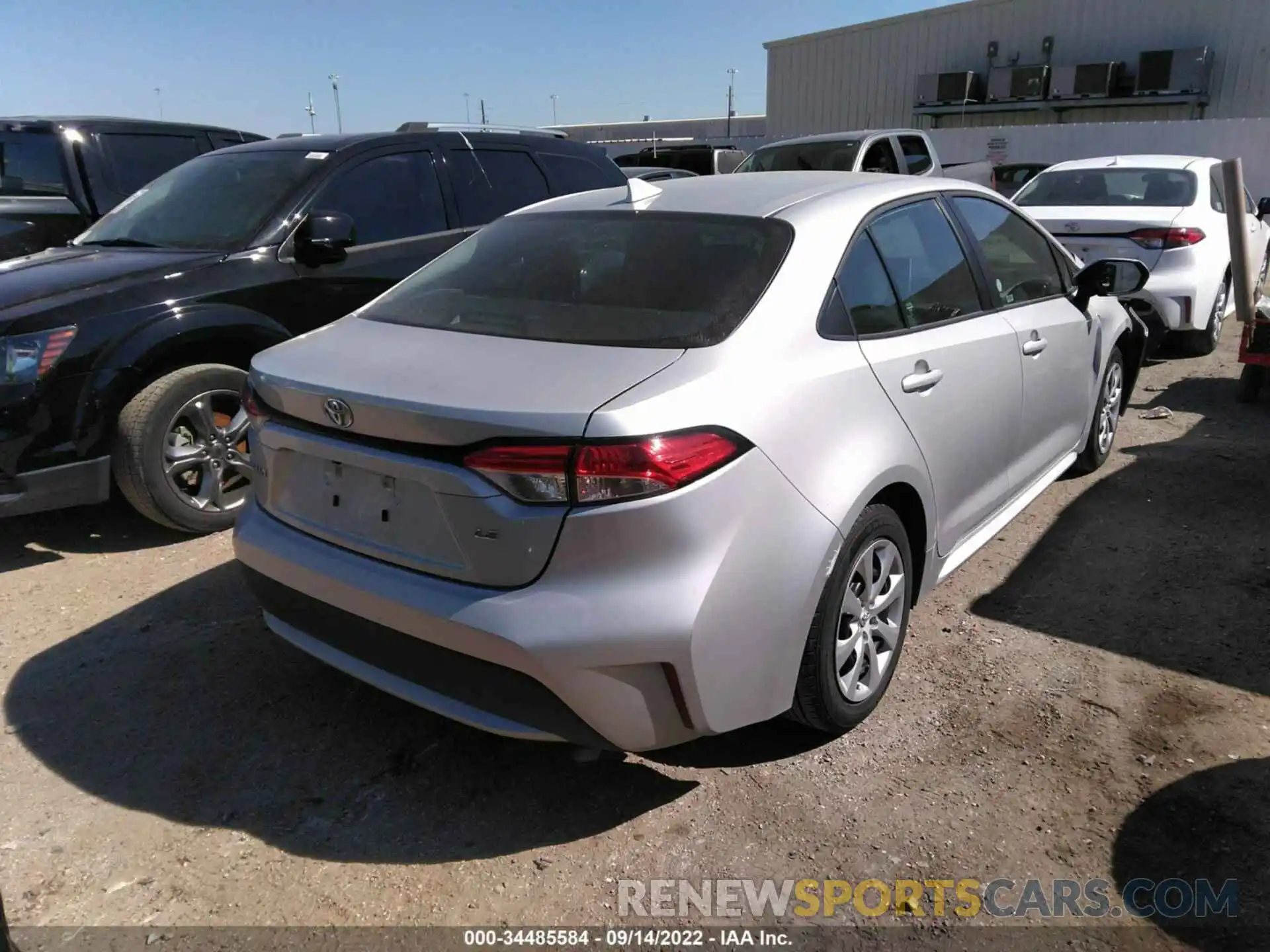 4 Photograph of a damaged car 5YFEPMAE3MP209585 TOYOTA COROLLA 2021