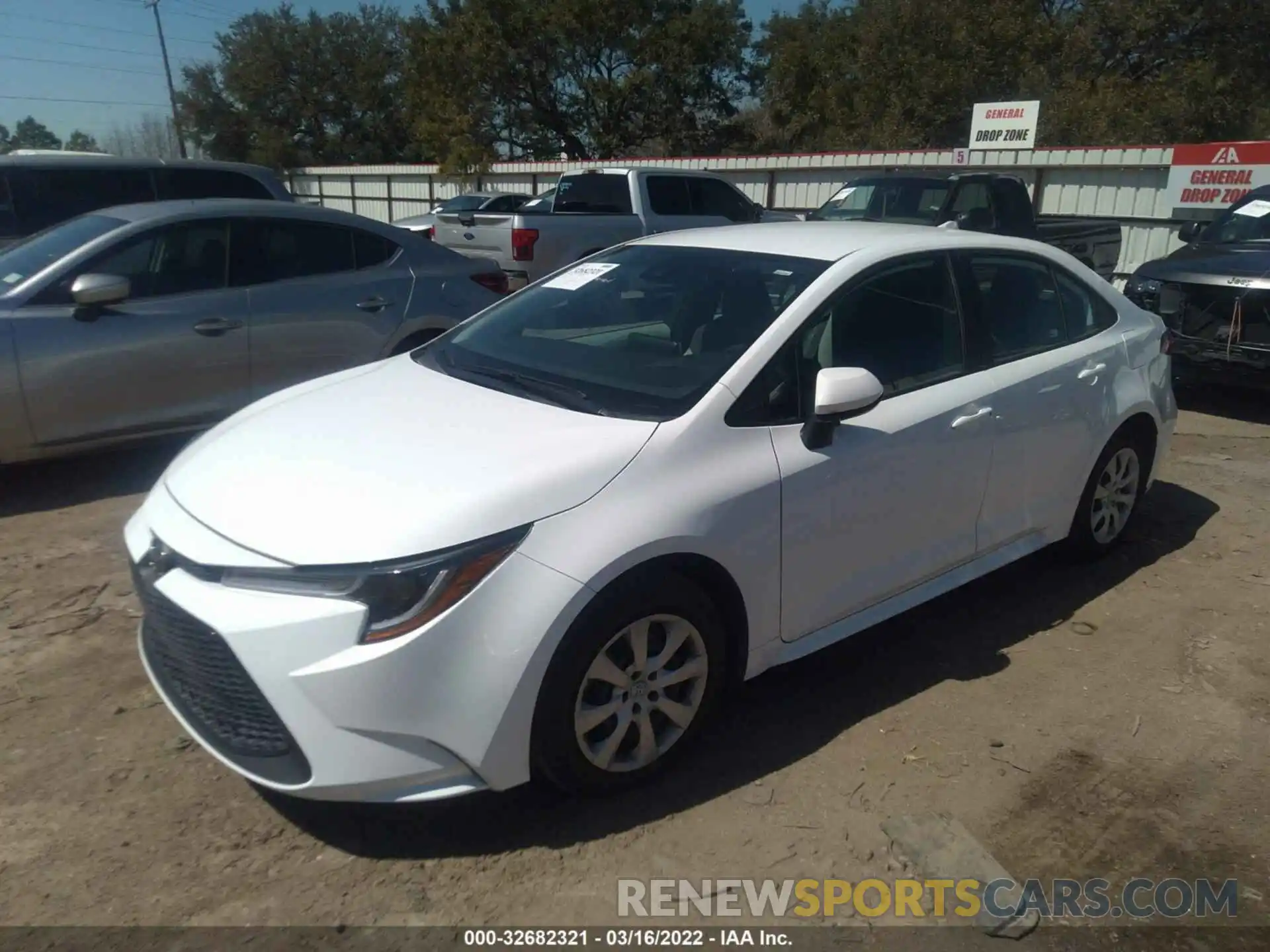 2 Photograph of a damaged car 5YFEPMAE3MP210106 TOYOTA COROLLA 2021