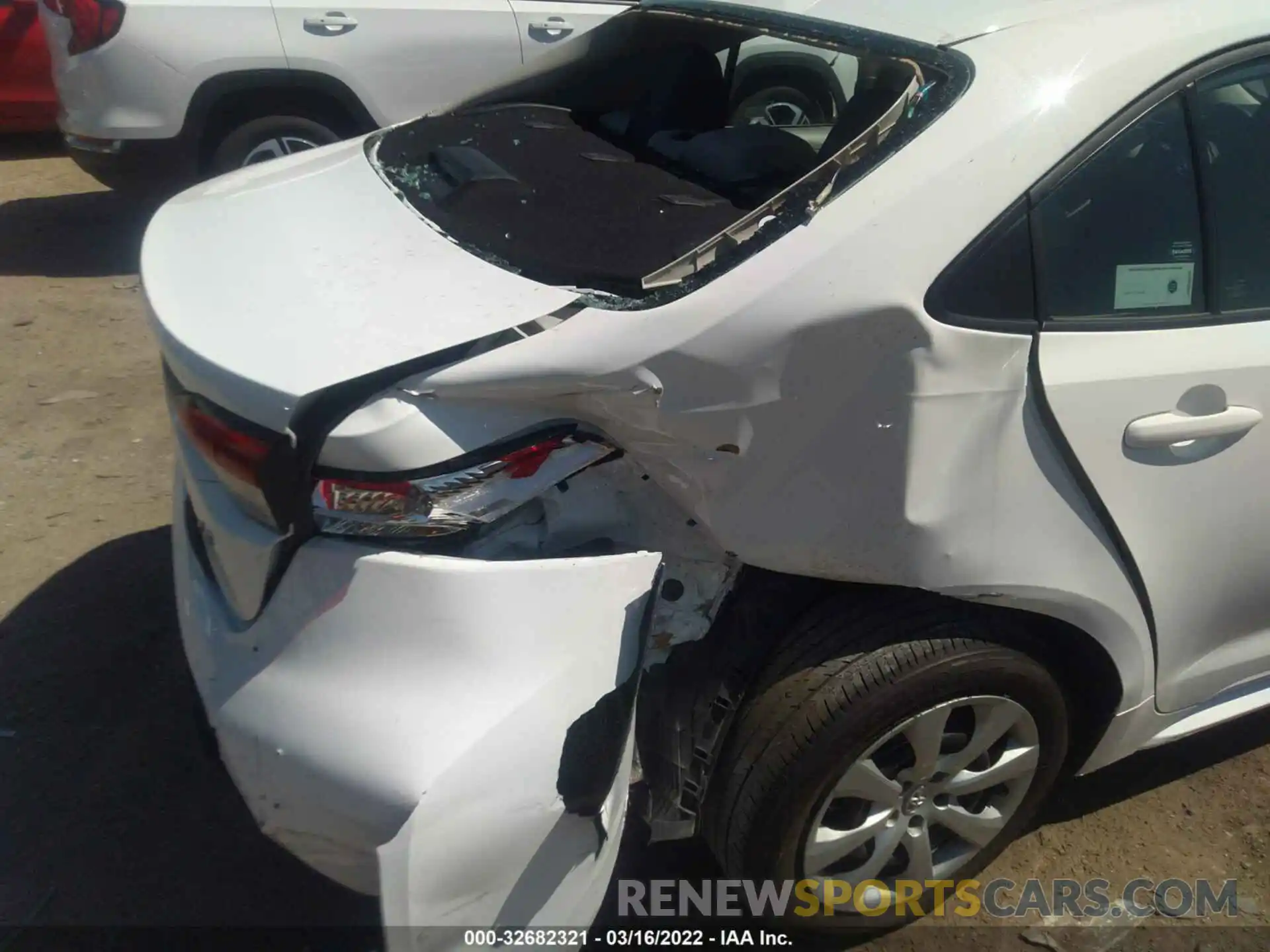 6 Photograph of a damaged car 5YFEPMAE3MP210106 TOYOTA COROLLA 2021