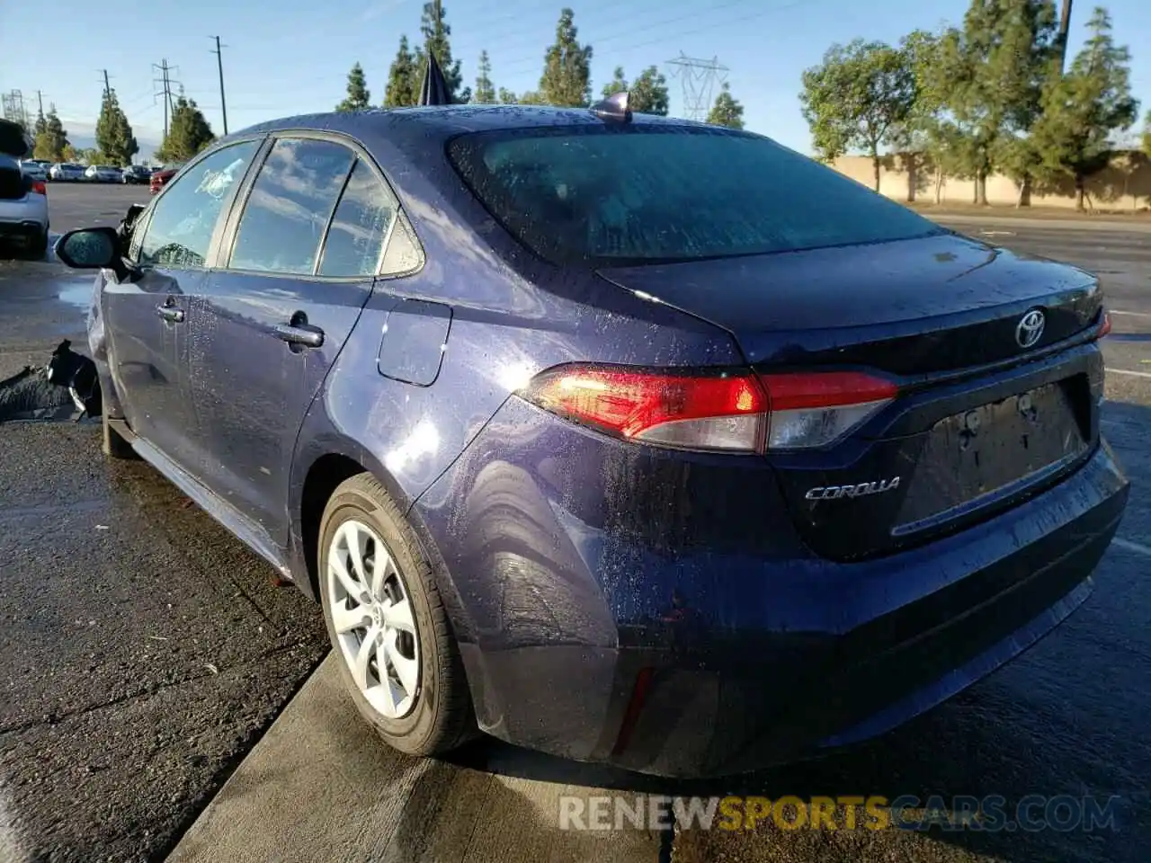 3 Photograph of a damaged car 5YFEPMAE3MP211546 TOYOTA COROLLA 2021