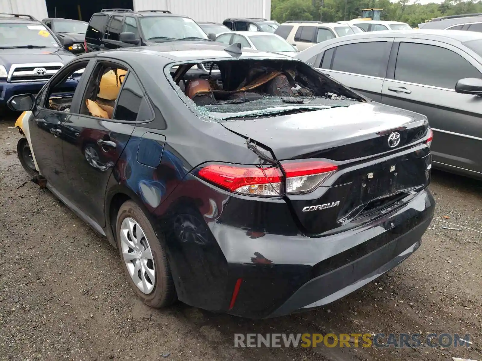 3 Photograph of a damaged car 5YFEPMAE3MP213166 TOYOTA COROLLA 2021