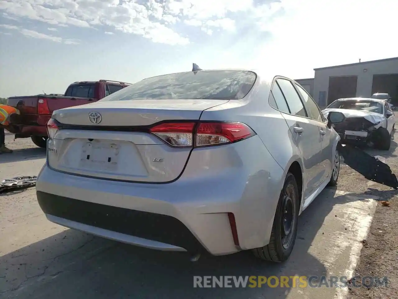 4 Photograph of a damaged car 5YFEPMAE3MP215029 TOYOTA COROLLA 2021