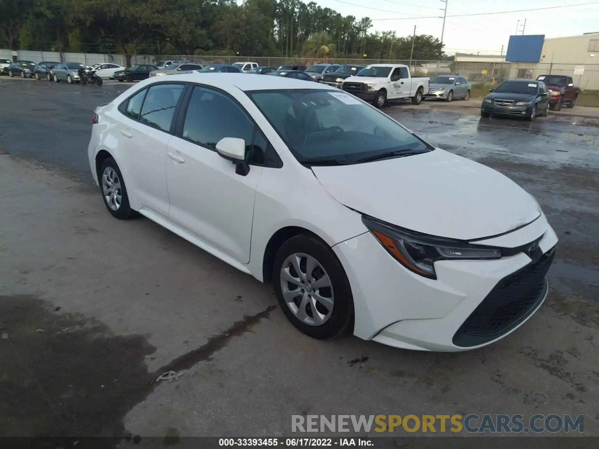 1 Photograph of a damaged car 5YFEPMAE3MP218206 TOYOTA COROLLA 2021