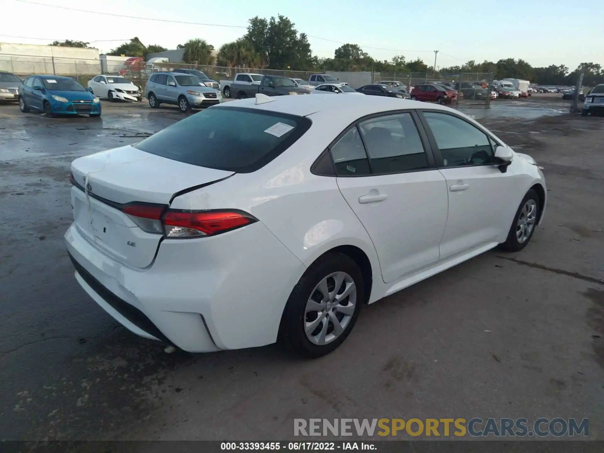 4 Photograph of a damaged car 5YFEPMAE3MP218206 TOYOTA COROLLA 2021