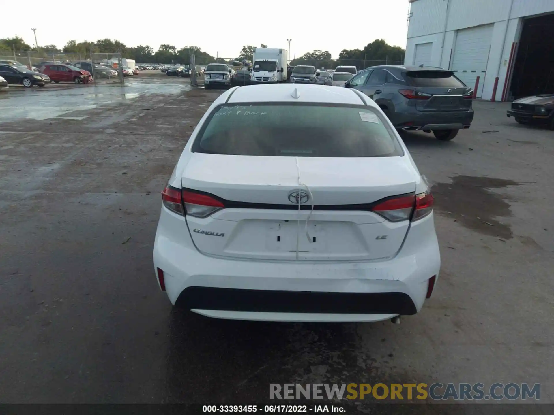 6 Photograph of a damaged car 5YFEPMAE3MP218206 TOYOTA COROLLA 2021