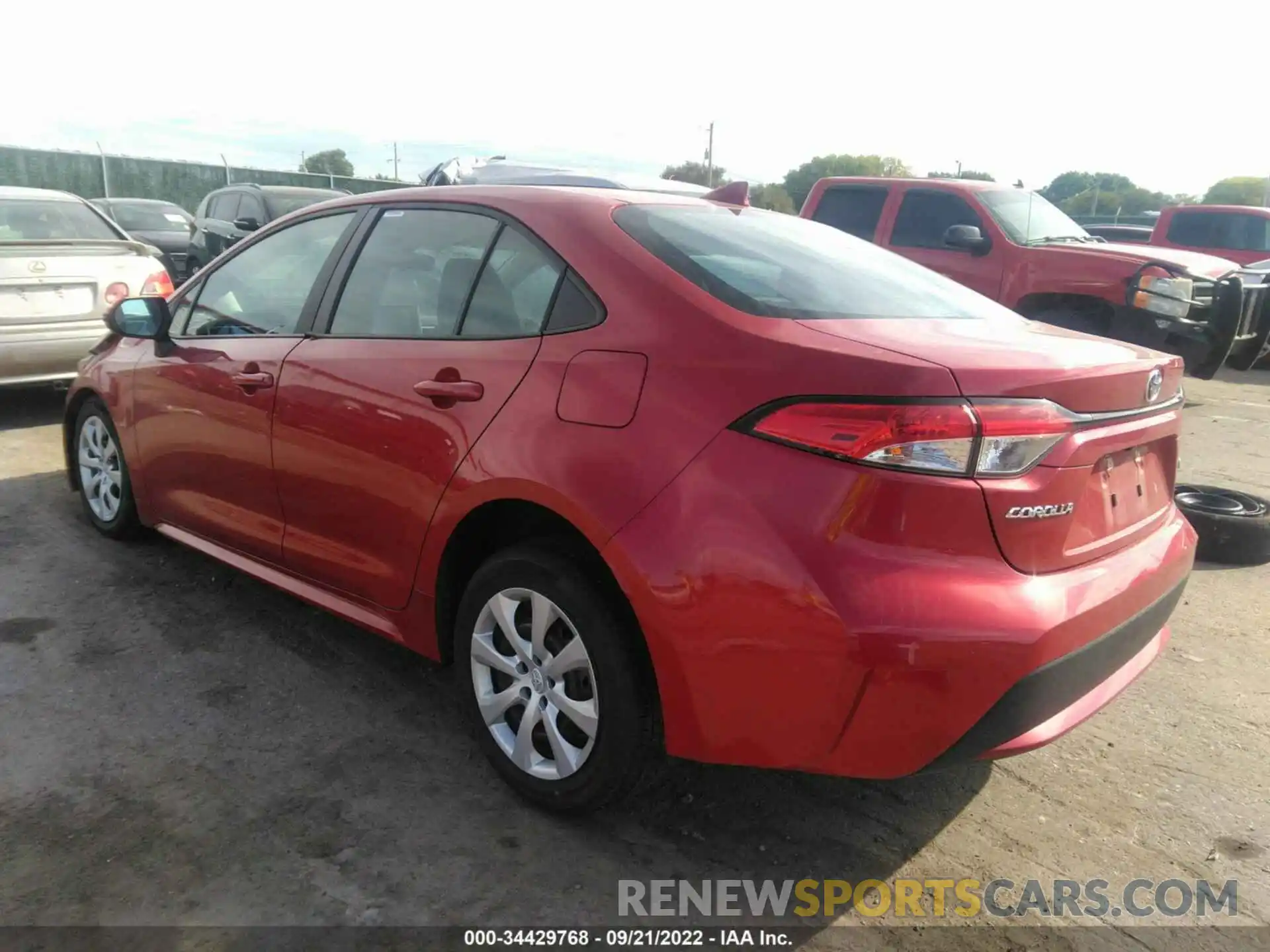 3 Photograph of a damaged car 5YFEPMAE3MP218920 TOYOTA COROLLA 2021