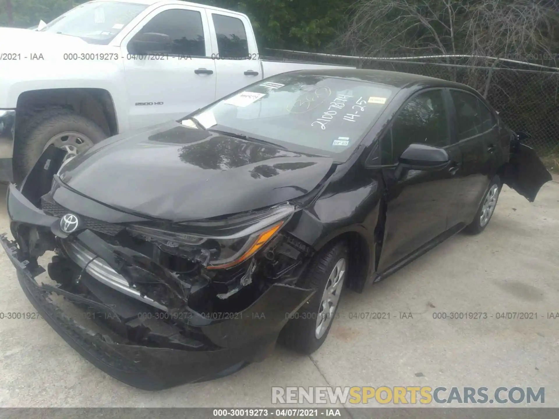 2 Photograph of a damaged car 5YFEPMAE3MP220084 TOYOTA COROLLA 2021